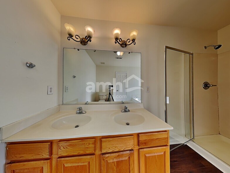 Building Photo - 4011 Black Gum Pl