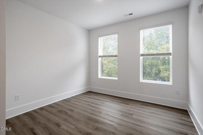 Building Photo - 509 Kildaire Farm Rd