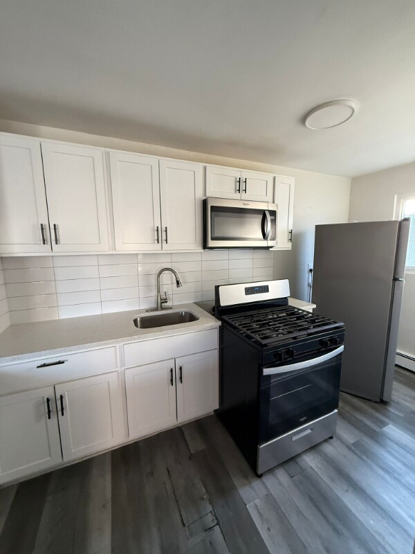 Building Photo - 473 Park Ave