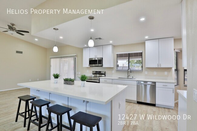 Building Photo - 12427 Wildwood Dr