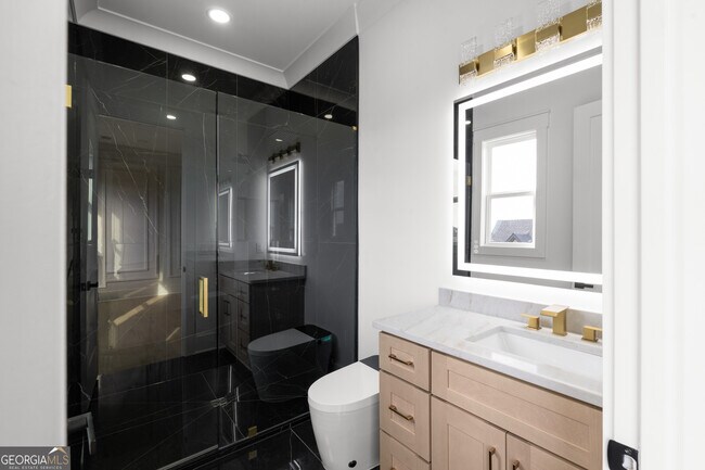 Building Photo - 407 Thunder Rd