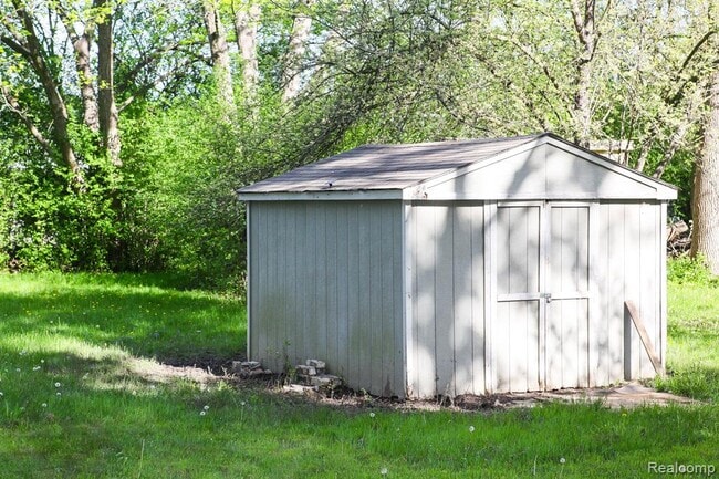 Building Photo - 5900 Wright Dr