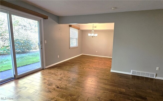 Building Photo - 1771 Rolling Hills Dr