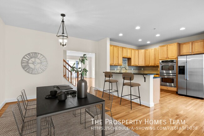 Building Photo - 9752 Evening Bird Ln