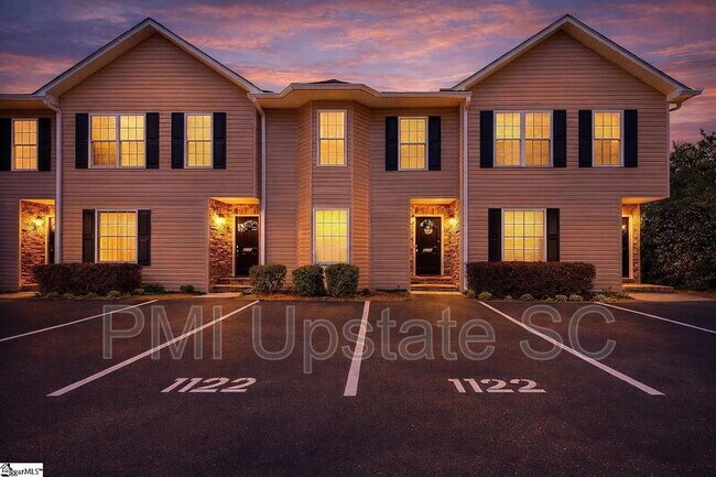 Building Photo - 1122 E Lee Rd