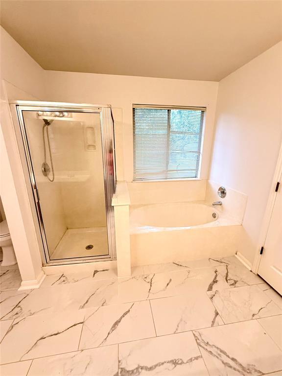 Building Photo - 206 Sunshadow Dr
