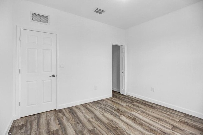 Building Photo - 9081 SW 169th Ct