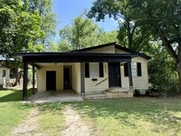 Building Photo - 1015 Ashley