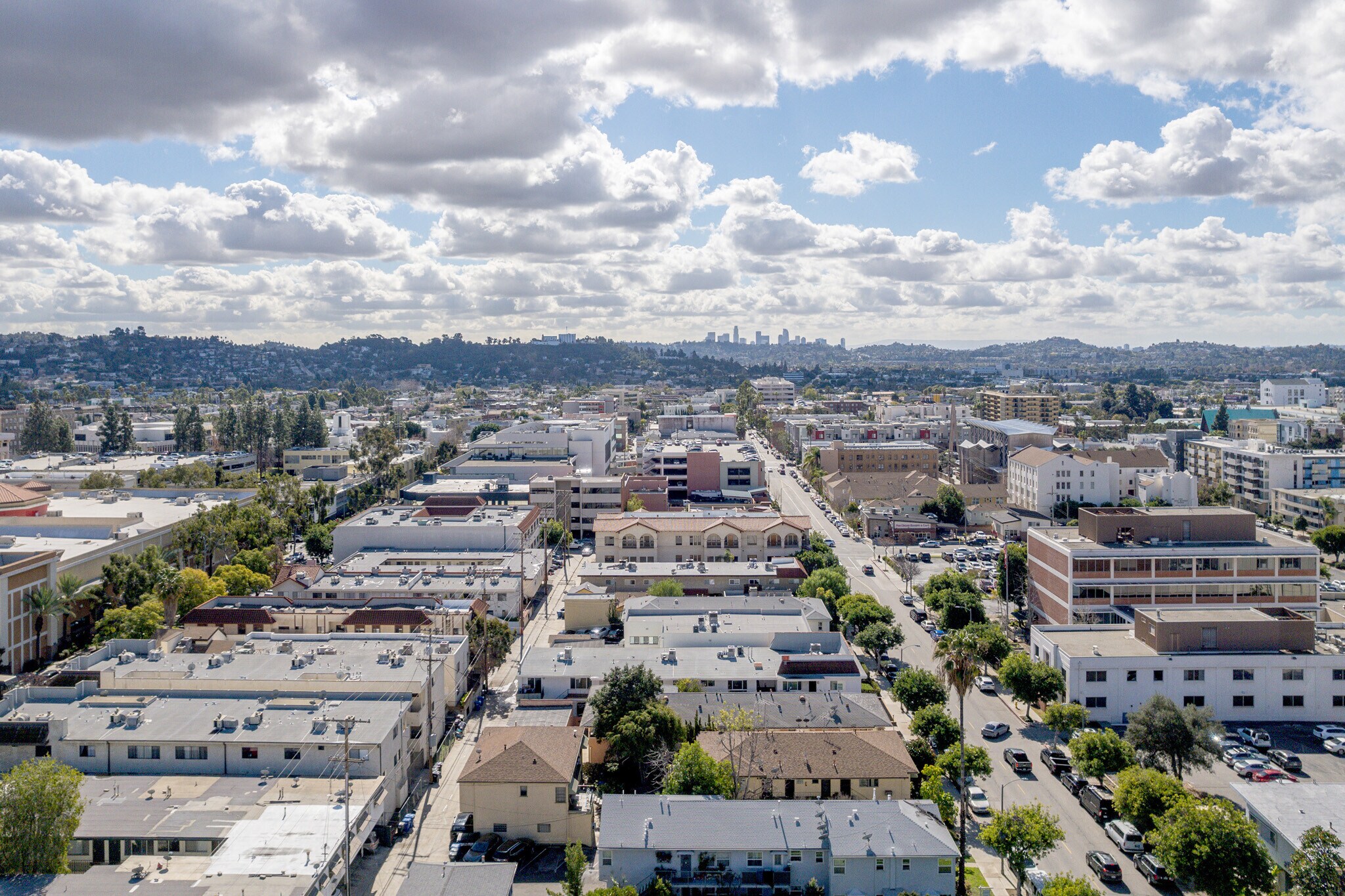 Building Photo - 310 N Jackson St