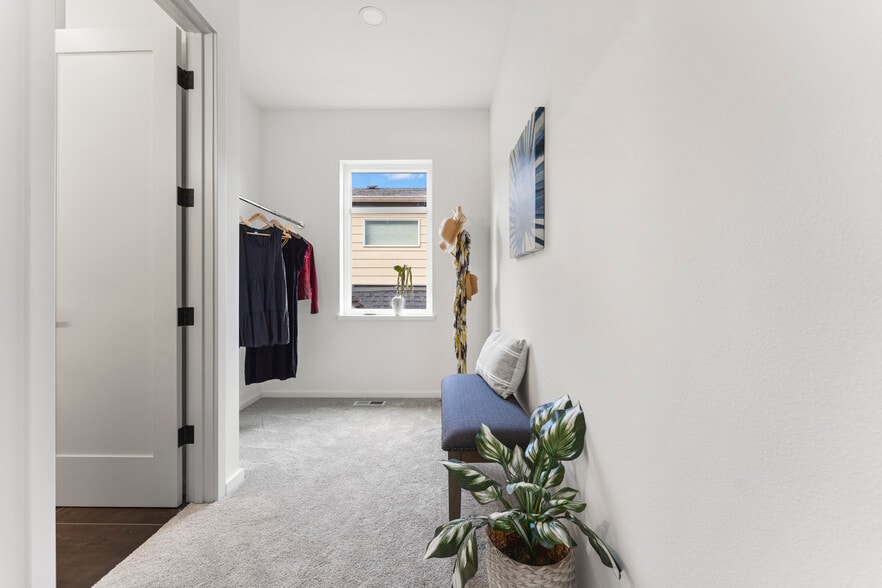 Building Photo - 591 NE Tillamook St