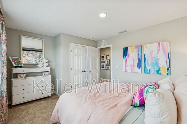 Building Photo - 601 Ambleside Dr