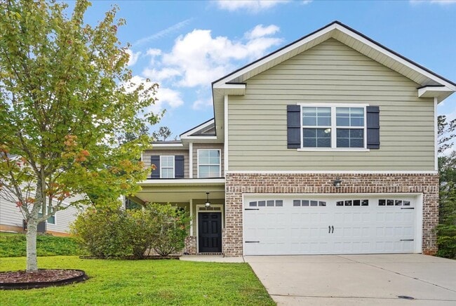 Building Photo - 4 Bedroom, 2.5 Bathroom home in Grovetown with fenced yard and 2-car garage