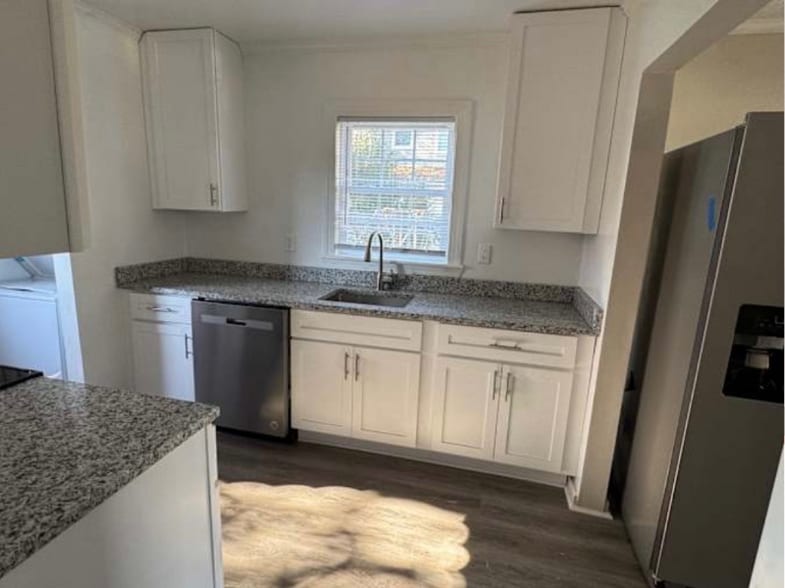 Building Photo - 96 Dahlgren Ave