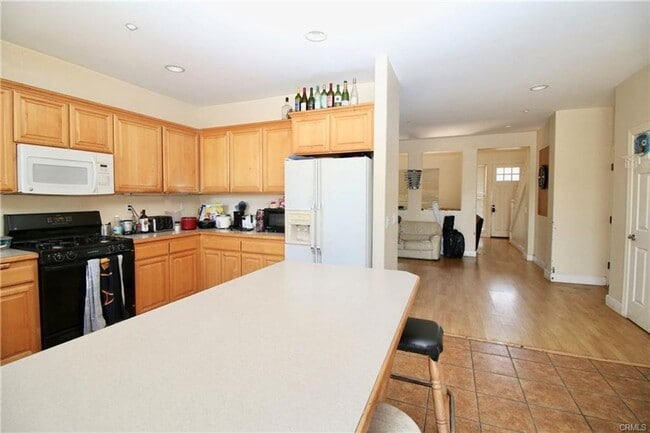 Building Photo - Super close to Poly- Approx. 1000 feet from Cal Poly Grand Avenue entrance-VERY CLOSE!!!