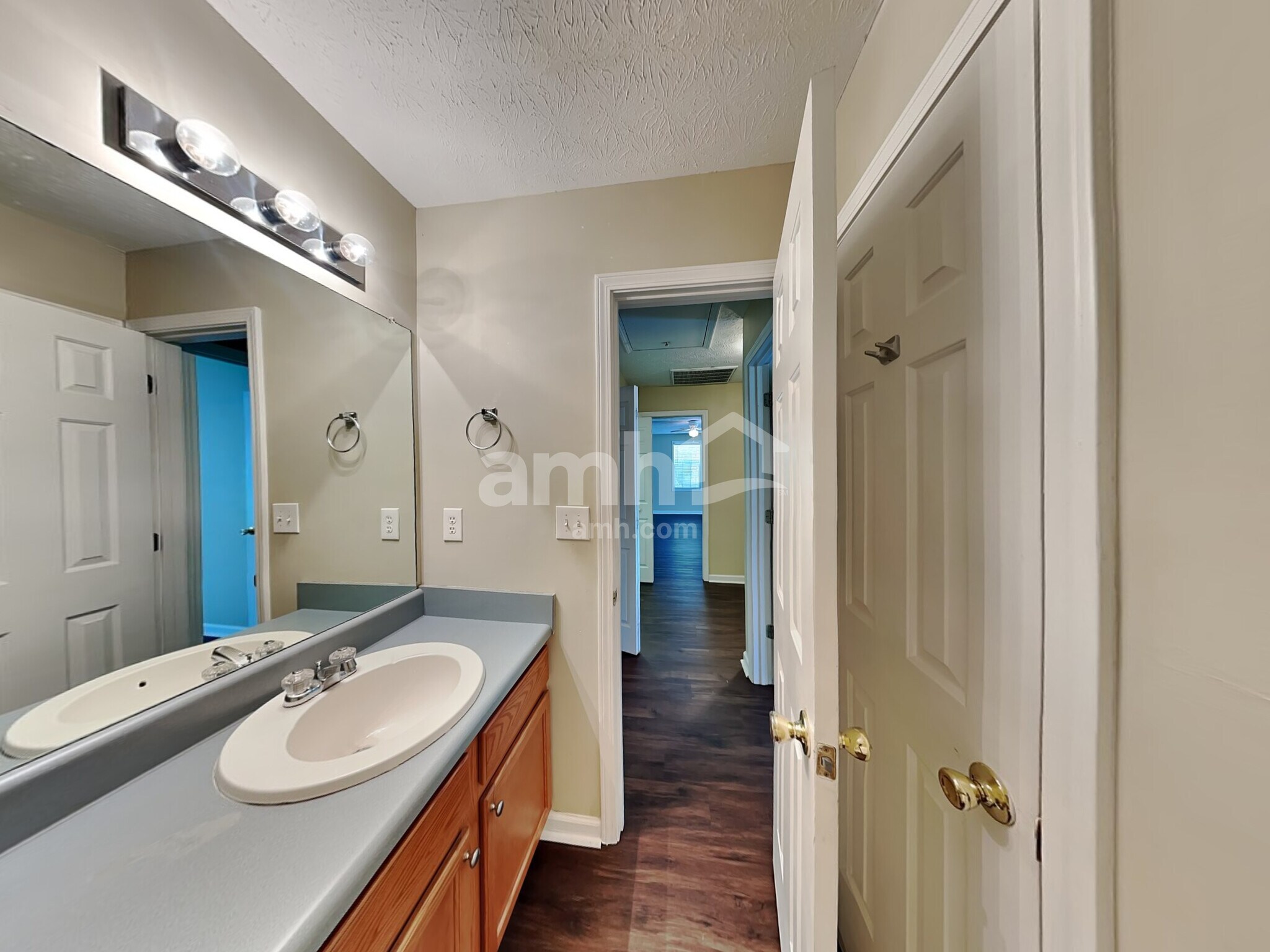 Building Photo - 114 Bridgewood Dr