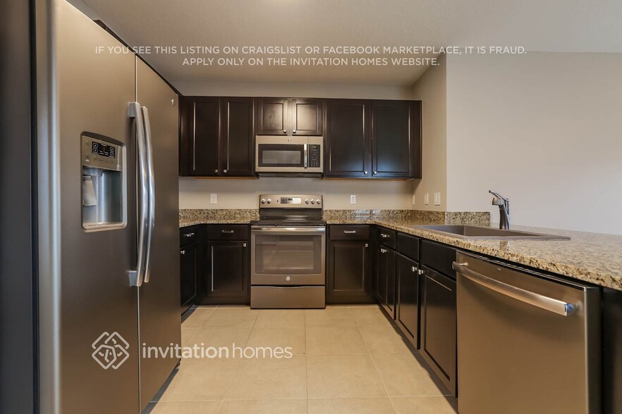 Building Photo - 4045 Lindever Ln