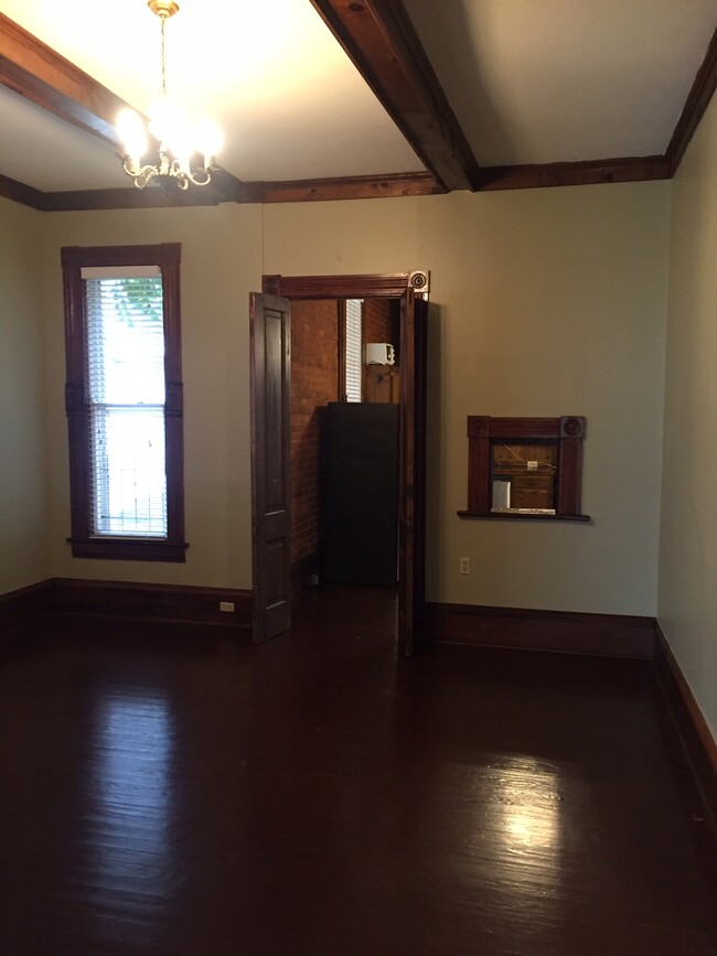 Dining Room - 1520 S Louisiana St