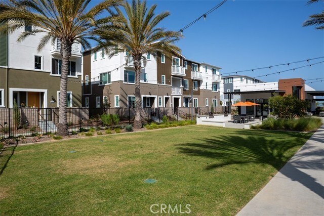 Building Photo - 27875 S Rainbow Dr