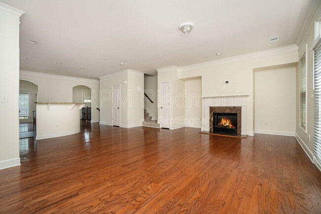 Building Photo - 2786 Birch Grove Ln SE