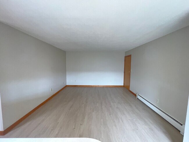 Building Photo - 50 Danbury Dr