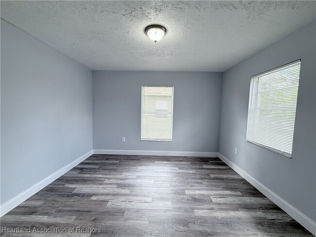 Building Photo - 508 W Hal McRae Blvd