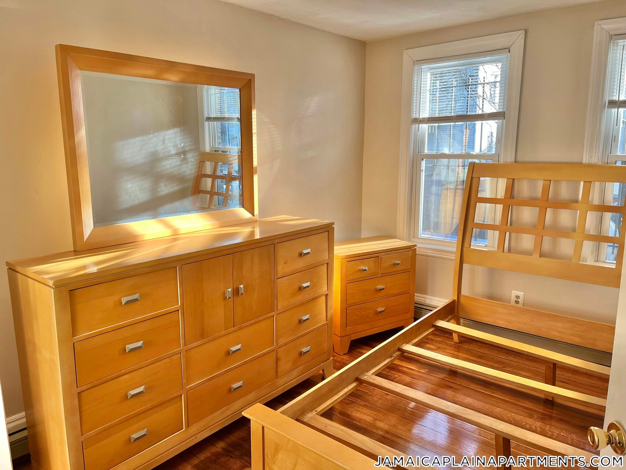 Building Photo - 11 Chilcott Pl