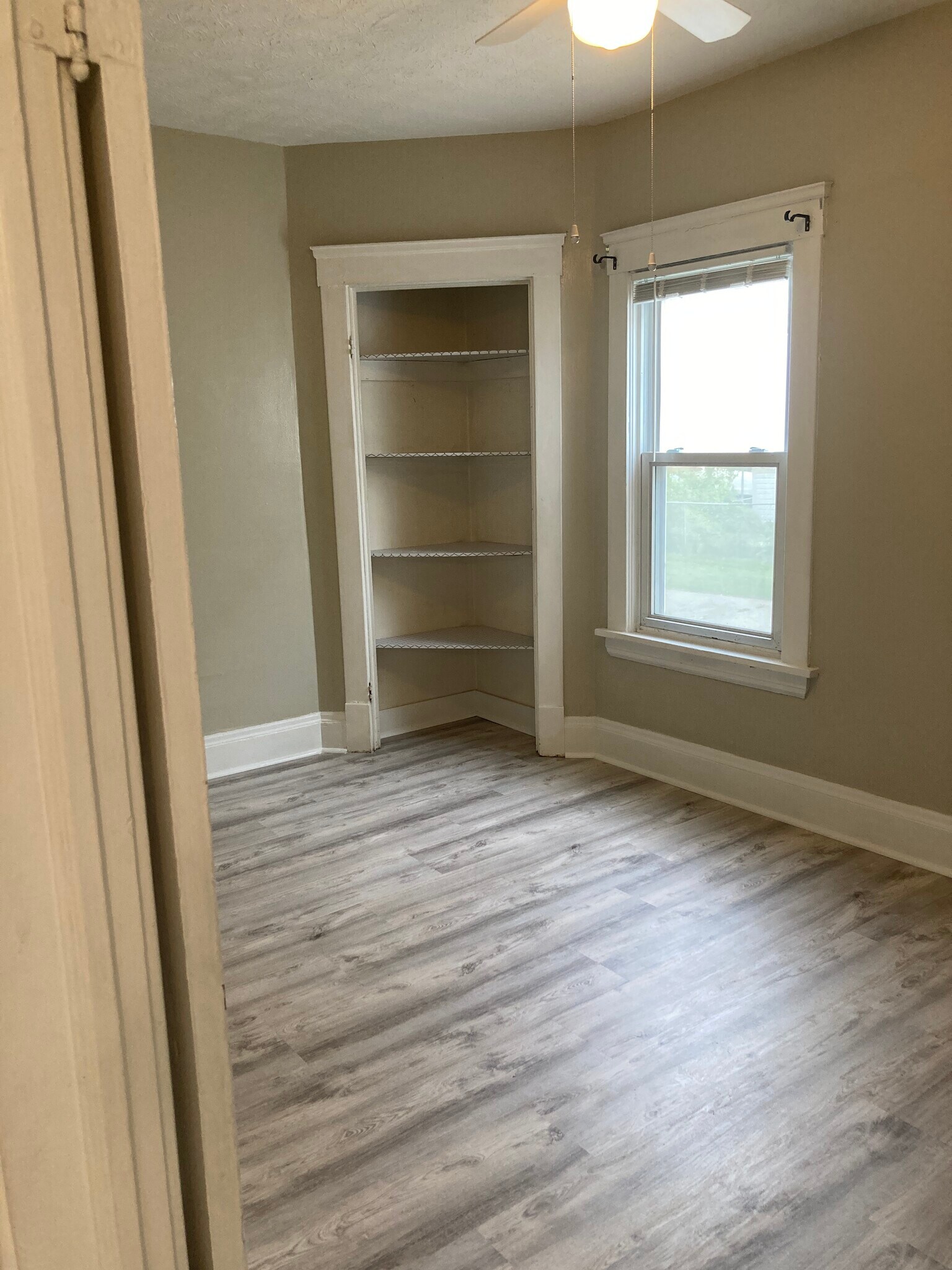 Building Photo - 1273 Fry Ave