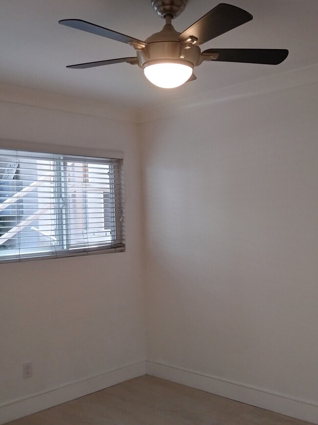 2nd Bedroom - 206 15th St