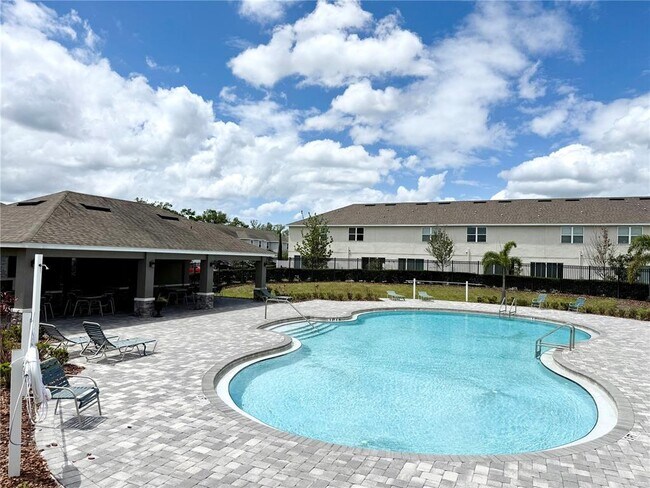 Building Photo - 7008 Grand Elm Dr