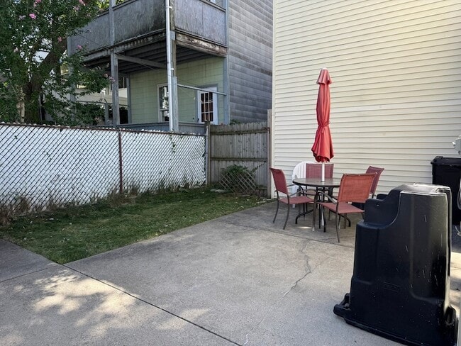 Building Photo - 223 Trenton St
