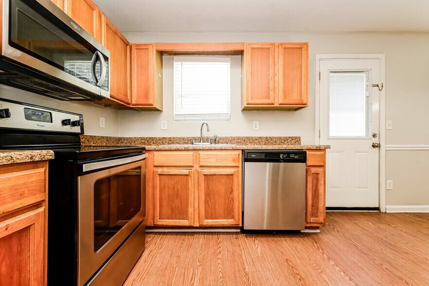Building Photo - 245 Whistle Way
