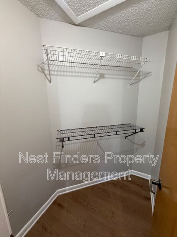 Building Photo - 11290 Southbury Pl