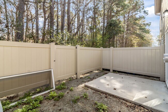 Building Photo - Welcome to Boyington Place!