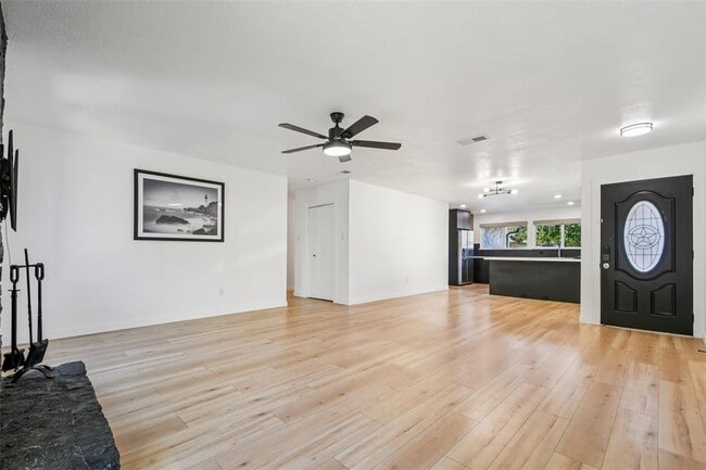 Building Photo - 12907 Water Mill Cove