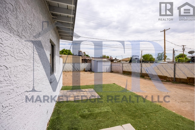 Building Photo - 3Bed/1Bath Home at Mesa/Broadway! $1499 MO...