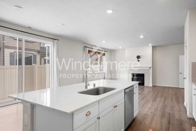 Building Photo - * COMING SOON 09/09/2025* LIberty Lake 4 b...