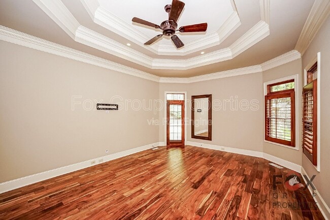 Building Photo - 143 Greenbay Rd