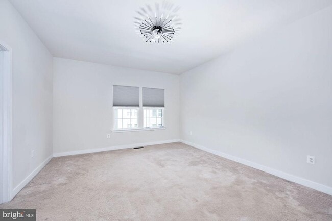 Building Photo - 1328 Trestle Dr