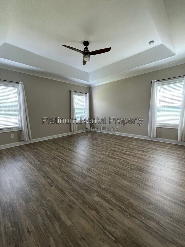 Building Photo - 3215 Summerpoint Crossing