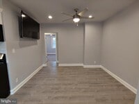 Building Photo - 401 Montgomery St