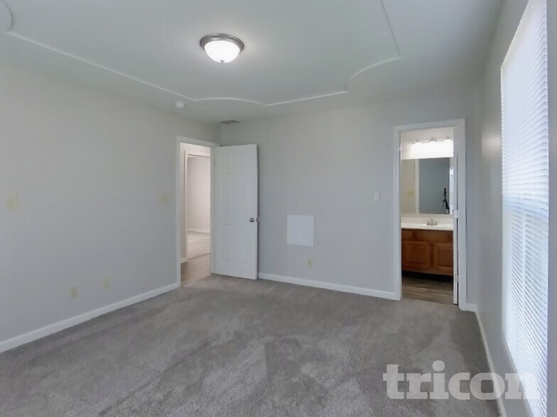 Building Photo - 1475 Wilmington Blvd