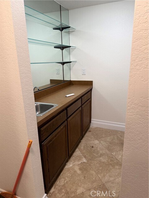 Building Photo - 3 Harrisburg