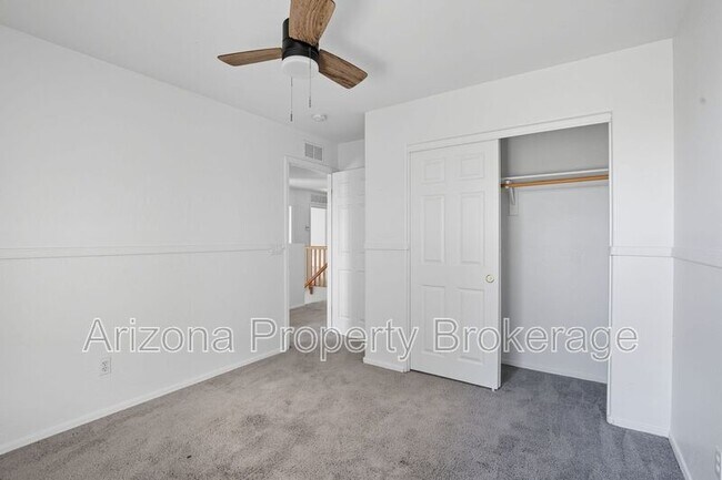 Building Photo - 17516 W Maui Ln