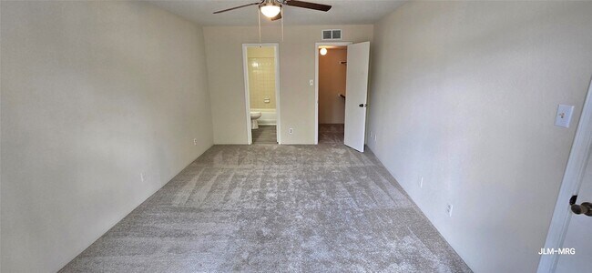 Building Photo - 9700 Leawood Blvd