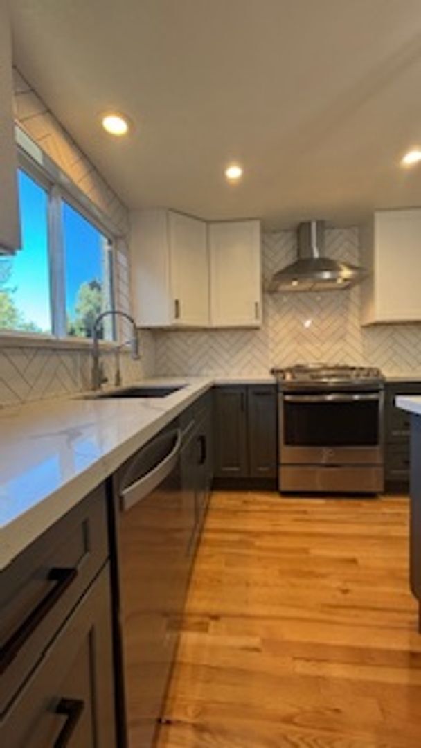 Building Photo - Stunning Tree-House Living with Beach Acce...