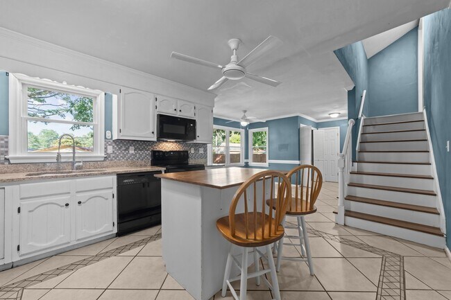 Building Photo - 435 Currituck Dr