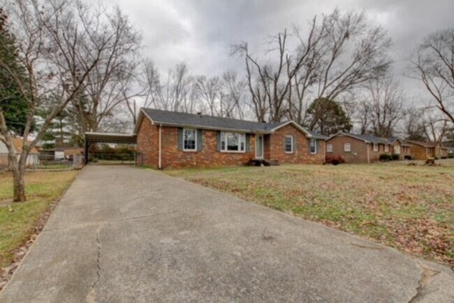 Primary Photo - 125 Dave Dr
