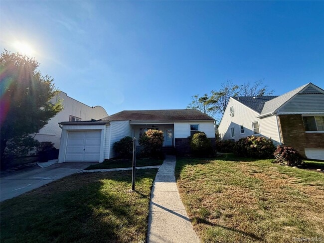 Primary Photo - 518 W Olive St