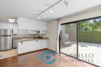 Building Photo - 629 Bonair Way