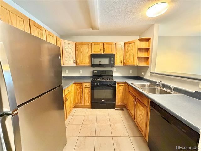 Building Photo - 2155 W Baltic Pl